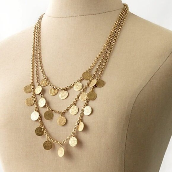 💜 Stella & Dot Rio Triple Strand Gold Coin Necklace - Picture 5 of 8